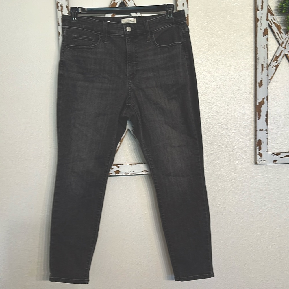 Universal Thread high rise skinny